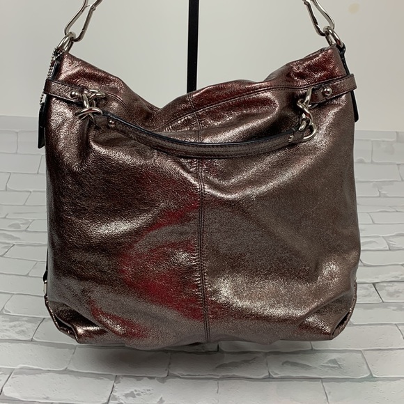 Coach Leather Metallic shoulder handbag #F16616 Pink Metallic design